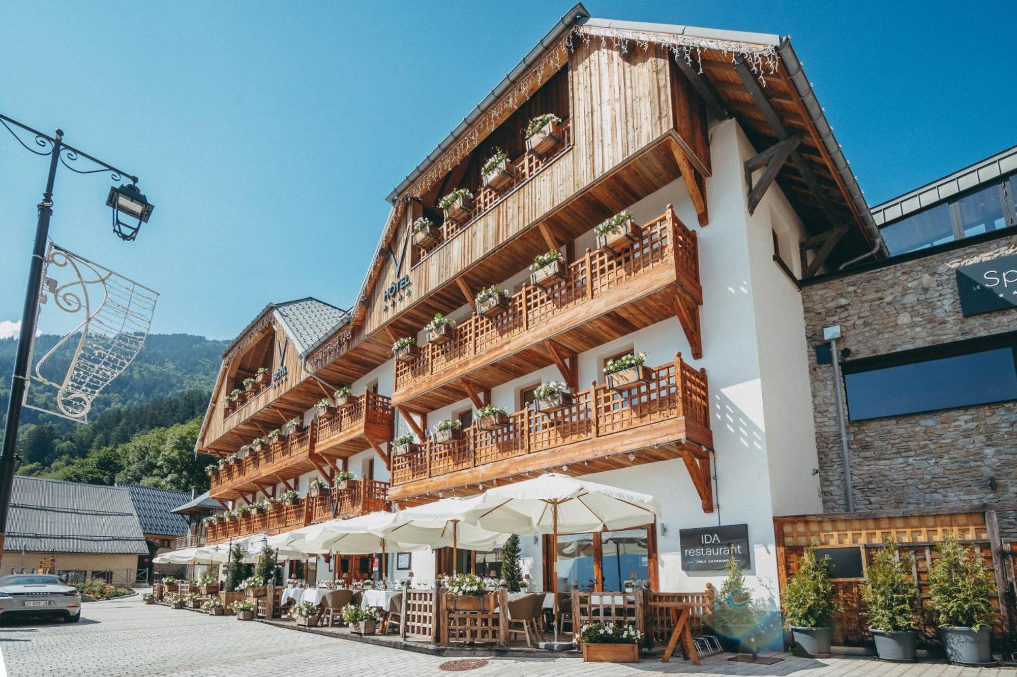 Hotel Le V de Vaujany Buitenkant foto